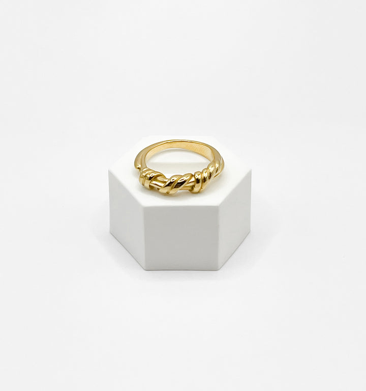 Ann Love Ring