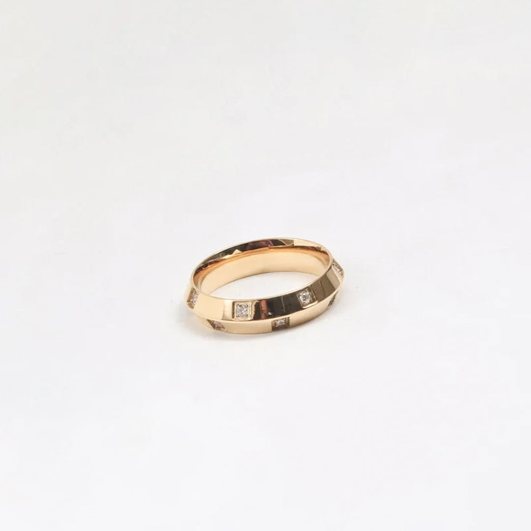 Delta Dawn Ring