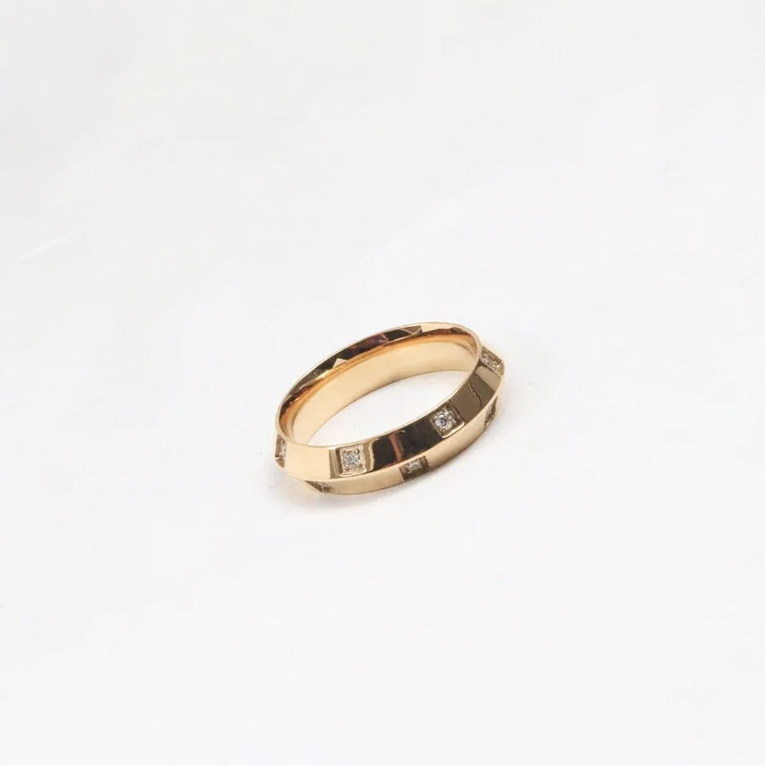 Delta Dawn Ring